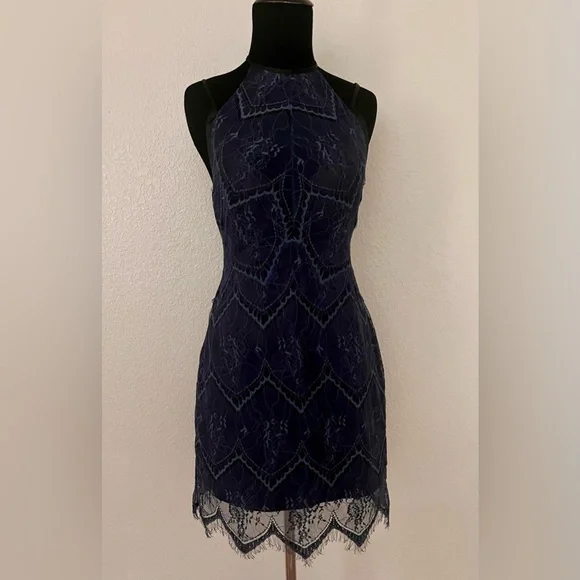 Free People Nothing Like This navy Lace Minidress Sz 2 - Picture 3 of 16